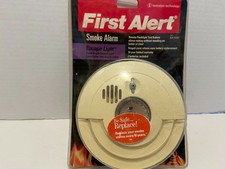 UPC 029054130112 product image for First Alert SA150C Battery Powered Ionization Smoke Alarm with Test/Silence... | upcitemdb.com