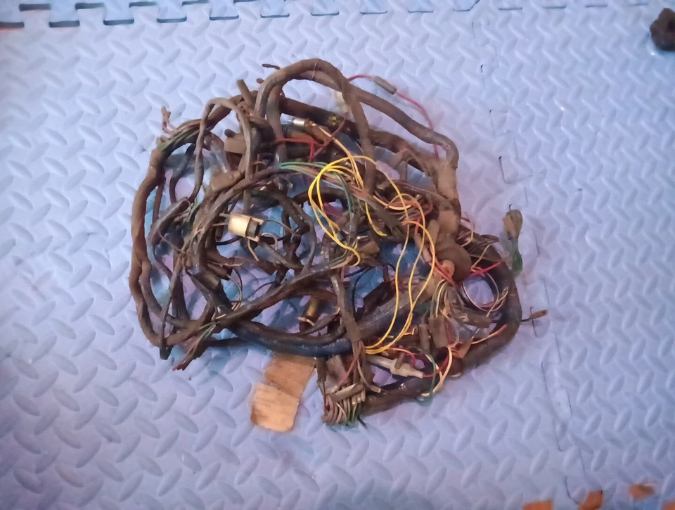 Arnés de cableado principal Austin Healey Sprite Midget - 1969 usado Foto 1 de 1