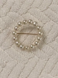14K Yellow Gold Circle Brooch /Pin - Picture 1 of 3