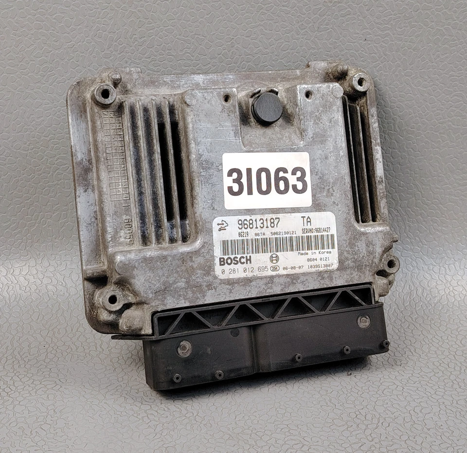 Chevrolet Opel vauxhall ANTARA 2.0 CDTi Engine Control MODULE ECM 0281012695 - Image 1 of 4
