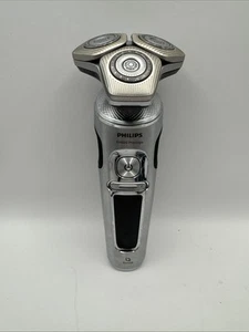 Philips Norelco S9000 Prestige Cordless Shaver SP9885 W/Qi Charge Pad/Accesories - Picture 1 of 9