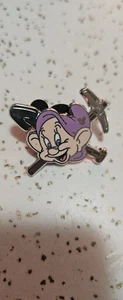 Disney 2014 Hidden Mickey Schneewittchen und die sieben Zwerge Dopey Trading Pin #P27 - Bild 1 von 2