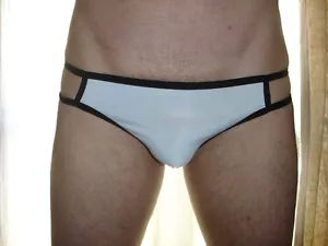 Déstock Tonga mini slip blanc NEOFAN taille S sexy Ref /Air02 - Imagen 1 de 10