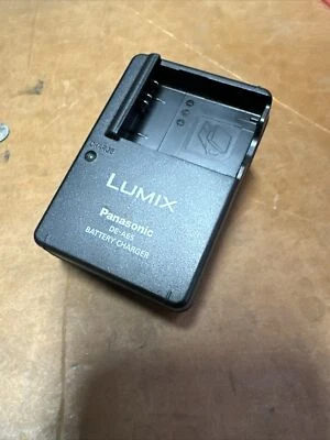 Cargador de batería genuino para cámara Panasonic Lumix OEM DE-A65 Foto 1 de 2