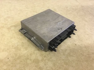 1993 MERCEDES-BENZ 400E OEM CONTROL MODULE 124 545 30 32 - Picture 1 of 3