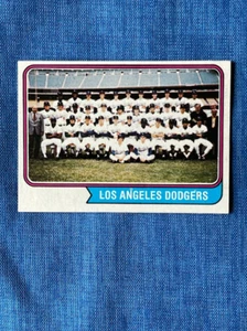 DCC: 1974 Topps Los Angeles Dodgers Team #643 NM - Picture 1 of 2