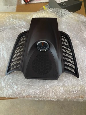 2013 PORSCHE CAYENNE CENTER DASH SPEAKER COVER TRIM WITH CLOCK - Image 1 of 4