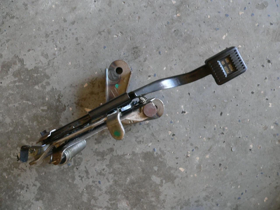 PEDAL FRENO EMERGENCIA ESTACIONAMIENTO LINCOLN MKX FORD EDGE 07 08 09 10 Foto 1 de 1