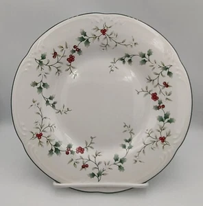 Pfaltzgraff Winterberry Salatteller - Weihnachten - Bild 1 von 4