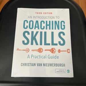 An Introduction to Coaching Skills: A Practical Guide By Christ - Imagen 1 de 2
