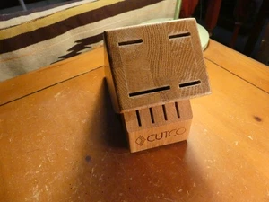 Cutco Eiche Messerblock - hält 8 Messer - Arbeitsplatte Besteck Aufbewahrung - Hergestellt in den USA - Bild 1 von 8