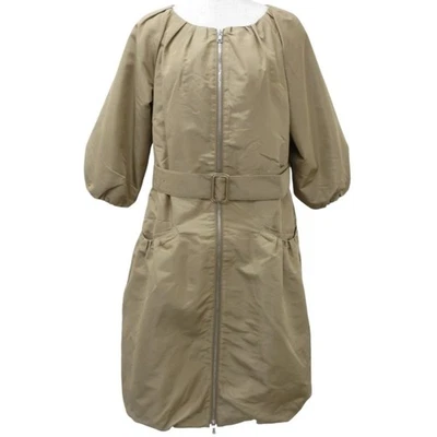 Abrigo acolchado PRADA de nailon con cinturón sin cuello 36 beige para mujer USADO Foto 1 de 4