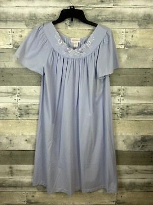 Camisón Shadowline de manga corta pequeño para mujer  Foto 1 de 4