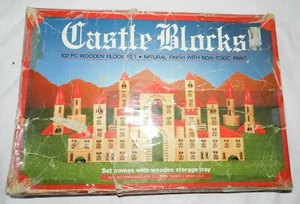 Castle Blocks Set with rough box - 94 Pieces of 102 - Picture 1 of 4