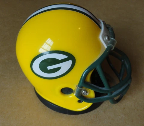 Green Bay Packers, Bulova Sportstime Helmet Alarm Clock, Works Fine, Nice Cover
