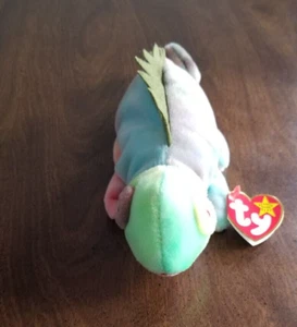 TY Beanie Baby - Iggy the Iguana Tye-dyed w/spikes - Plush Stuffed Animal 1997 - Picture 1 of 7