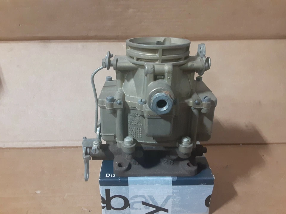 Camión Studebaker 1954 cabina C 3R28 y 38 Stromberg AAUVB 26 carburador nuevo de stock Foto 1 de 4