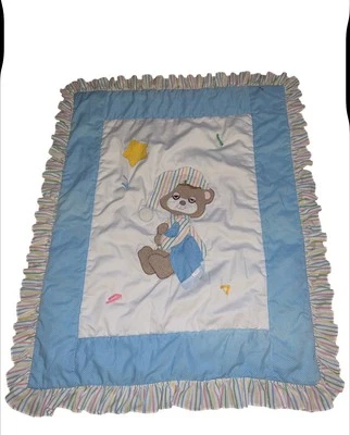 Manta de cuna de bebé vintage Teddy Bear Morgan Globos 1982 con volantes recortados Foto 1 de 4