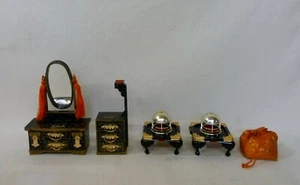 702 tocador japonés KYODAI y caja de trabajo y brazier/adorno para muñeca HINA - Imagen 1 de 9