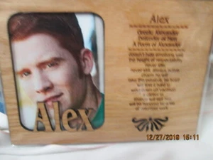 PERSONALISIERTER FOTO BILDERRAHMEN HALTER NEU VERSIEGELT ALEX - Bild 1 von 1
