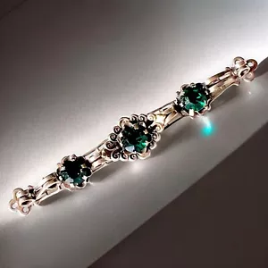 Art Deco Brosche grün Strass Made in France Posaunenverschluss Vintage 4" - Bild 1 von 9
