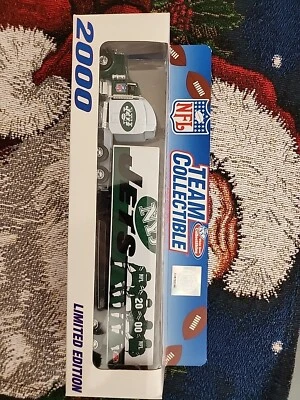 New York Jets White Rose Collectibles 2000 NFL Tractor Trailer Toy Vehicle 1:80 - Image 1 of 4