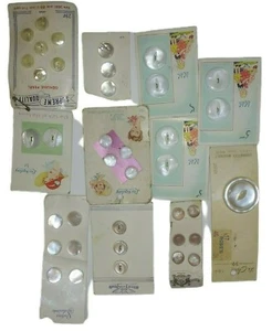 Lot 36+ Vtg Sewing Fashion Buttons Pearls Le Chic Ultra Kraft Luckyday Supreme - Picture 1 of 8