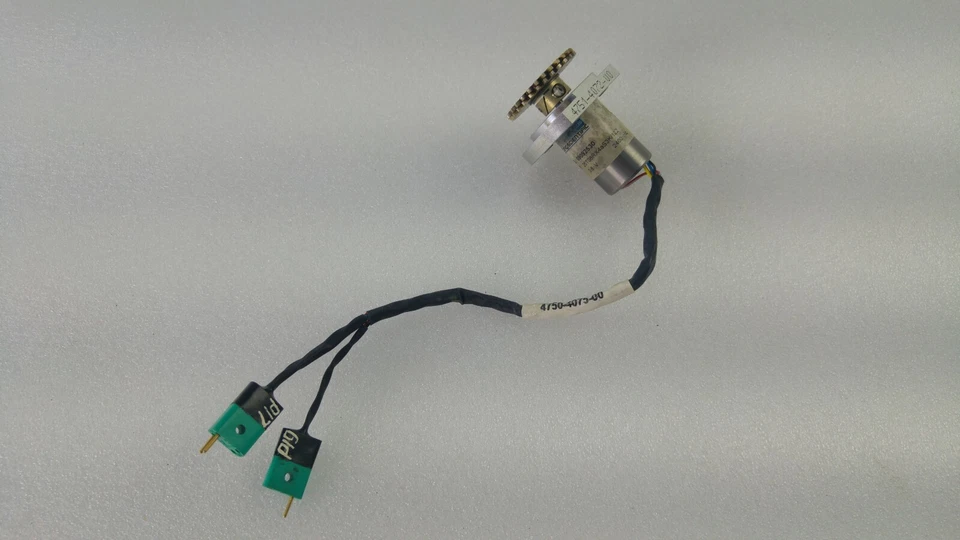 MOTOR ARTUS PACIFIC SCIENTIFIC 26T08RX4aS3K/122 - Imagem 1 de 4