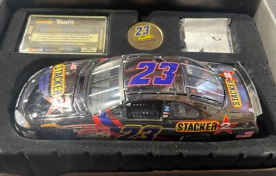 Equipo Calibre #23 Kenny Wallace Apilador Cromo Oscuro 1/24 Nuevo en Caja Modelo Kit Foto 1 de 4