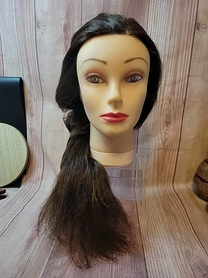 Marianna's Manikin Head Miss Julia - Image 1 of 4