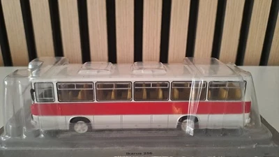 Ikarus 256 DDR Reisebus Busmodell 1/72  IXO Atlas nicht 1/43 neu - Bild 1 von 4