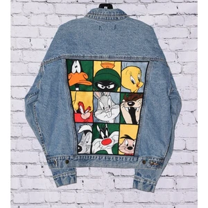 Vintage Warner Brothers Studios Jean Jacket Embroidered Looney Tunes Size Large - Picture 1 of 9