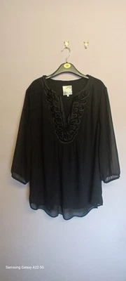 John Rocha UK20 chiffon floaty lined party top, great used condition - Image 1 of 4