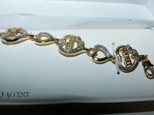 SCHÖNES SILBER PLÄTTCHEN DIAMANT AKZENT MAMA, HERZ ARMBAND MIT ORIGINAL BOX - Bild 1 von 6