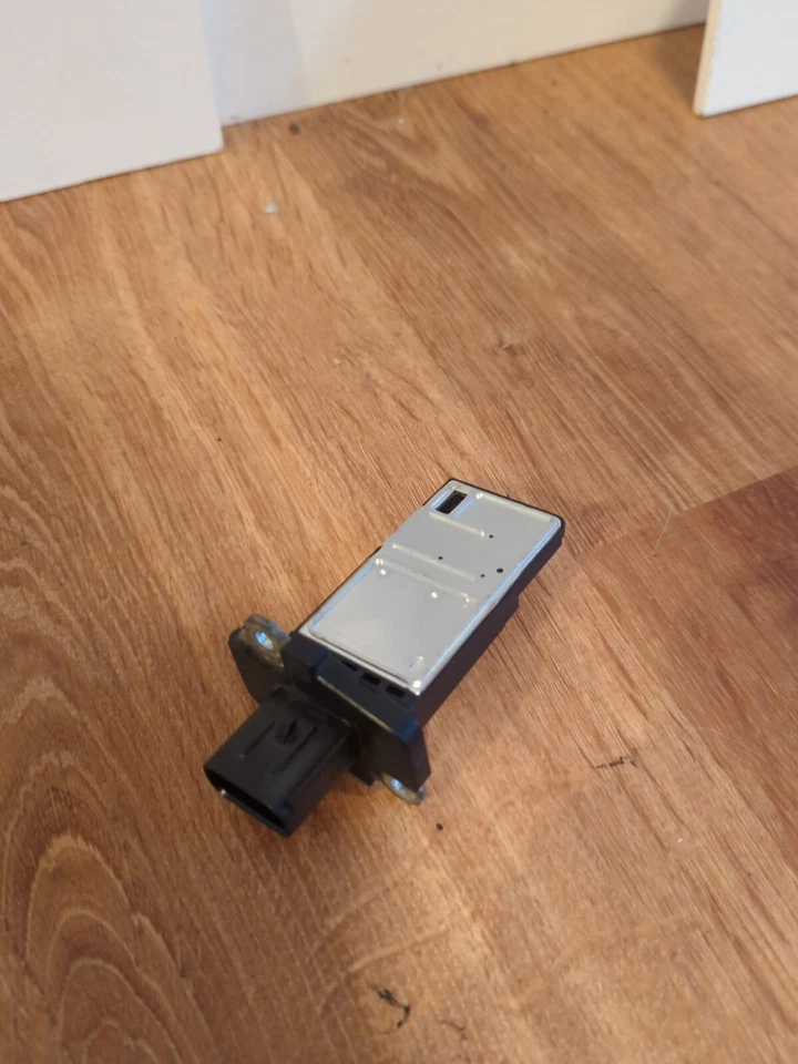 Sensor de fluxo de ar de massa Ford Crown Victoria 80mm 6 pinos - Imagem 1 de 4