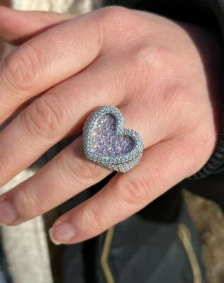 Anillo de boda enchapado en oro de 14K para hombre y mujer rosa con corazón de diamante helado hip hop Foto 1 de 4