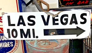 Vintage Old Painted Primitive Rustic LAS VEGAS DIRECTIONAL Road Sign Man Cave - Picture 1 of 5