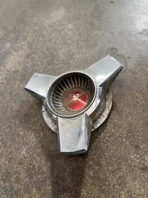 Ford Thunderbird Wheel Cover Spinner Center Cap (P9122) - Изображение 1 из 3