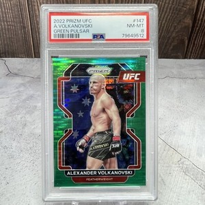 Alexander Volkanovski 2022 UFC Prizm GREEN PULSAR PRIZM SSP #20/25 PSA 8