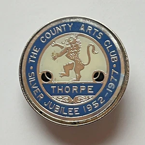 Thorpe Norwich The County Arts Club 1977 Bowling Badge Vintage Bowls Norfolk - Picture 1 of 2