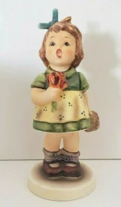 HUMMEL GOEBEL "THE SURPRISE" GIRL HOLDING FLOWERS FIGURINE BEE 431 SPECL ED. #12 - Picture 1 of 8