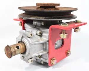 Mahindra Mower Deck Gearbox Emax22 AME015285 - Picture 1 of 4