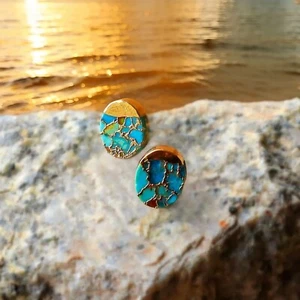 Orecchini a perno turchese blu naturale placcato oro pietre preziose orecchini fatti a mano regalo - Foto 1 di 5
