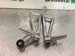 YAMAHA R6 REAR HANGERS AND PEGS YEAR 2004-2005 (STOCK 931) - Picture 1 of 4
