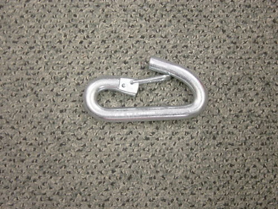 (Paquete de 6) Gancho de cadena de remolque incomparable con pestillo, clase 4 PBV de 7600 libras (7993735) Foto 1 de 1