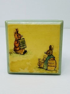 Antique Handpainted Signed Easter Peter Rabbit Green Wooden Trinket Box 3" - Picture 1 of 9