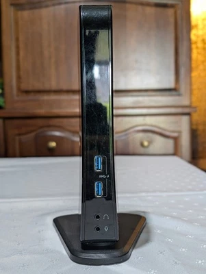 Toshiba Dynadock USB 3.0 Docking Station - image 1 of 4