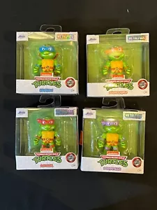 SET COMPLETO 4 NUOVE TARTARUGHE NINJA MUTANTI ADOLESCENTI PRESSOFUSE NICKELODEON - Foto 1 di 2