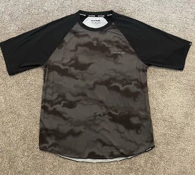 Camiseta Dakine Dropout SS Masculina Tamanho: Média, Cor: Camuflagem Ashcroft Escura - Imagem 1 de 3