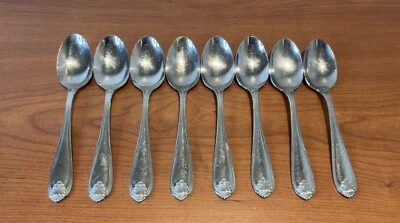 Oneida Northland Royal Shell 8 Oval Soup Spoon Stainless Steel Chrome 7 3/8” - Image 1 of 4